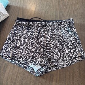 Lulu shorts size 6